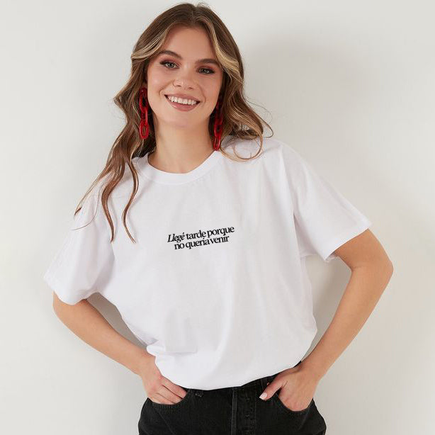 Camiseta premium algodón puro silueta amplia alto gramaje suave resistente

