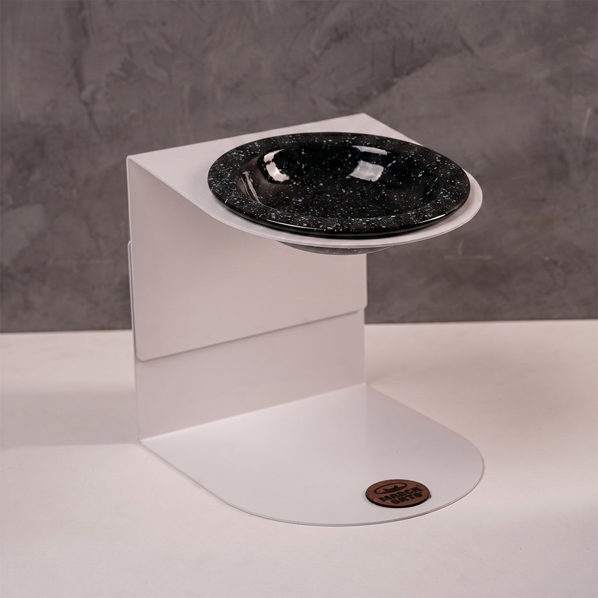 Comedero elevado gatos blanco ajuste altura imantado metal plato de cerámica artesanal removible
