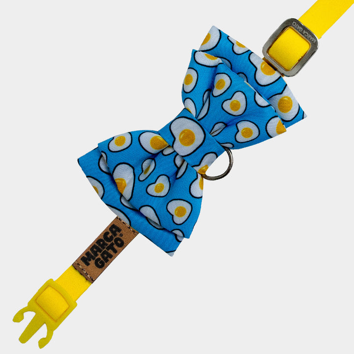 Corbatín para gatos.