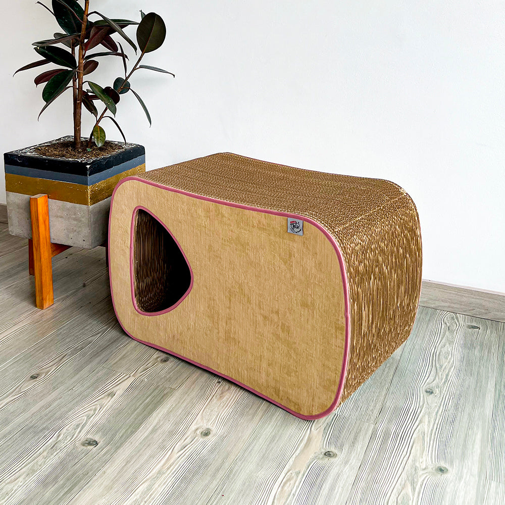 Rascador para gatos en carton corrugado doble pared horizontal tipo cueva.