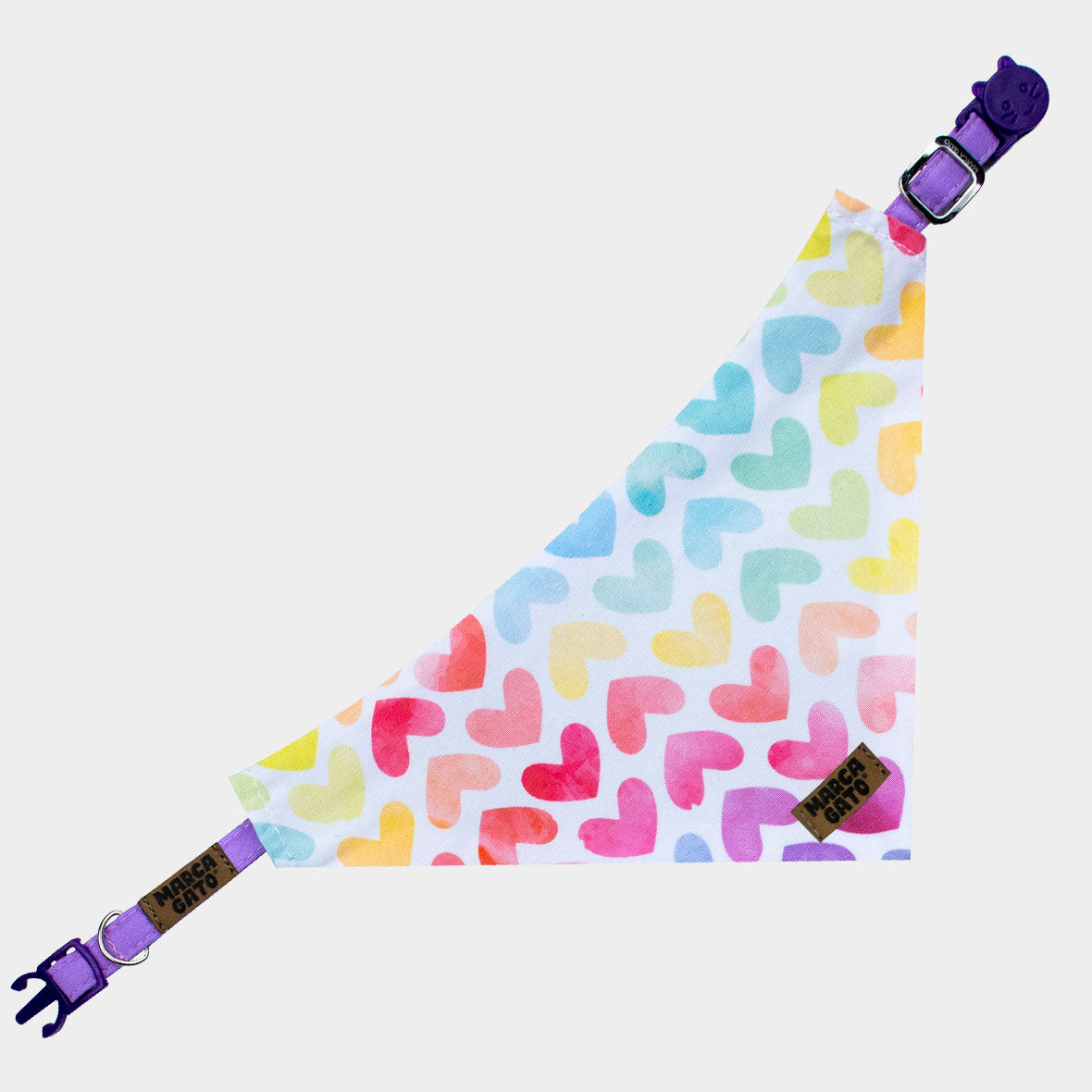 Pañoleta para gatos.