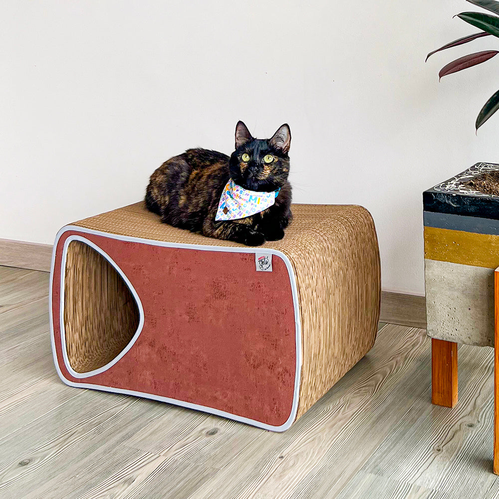 Rascador para gatos en carton corrugado doble pared horizontal tipo cueva.