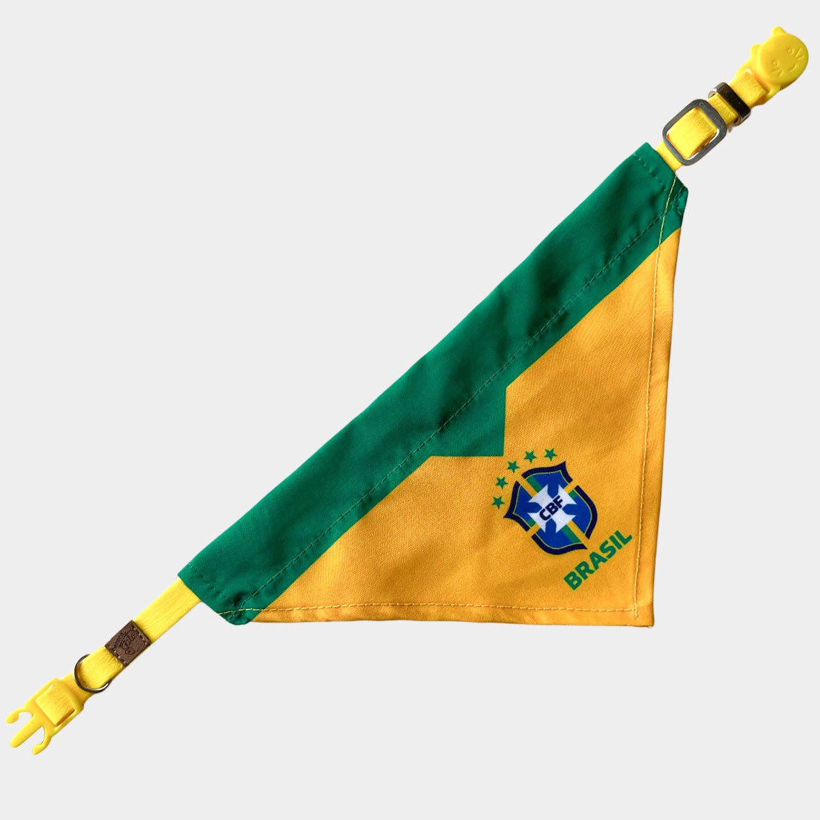 Pañoleta gatos selección felina Brasil mundial 2026 mascota broche de seguridad