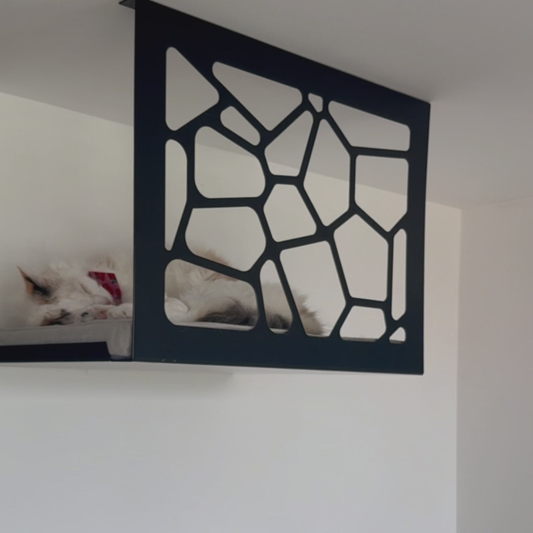 Cama flotante cúbica